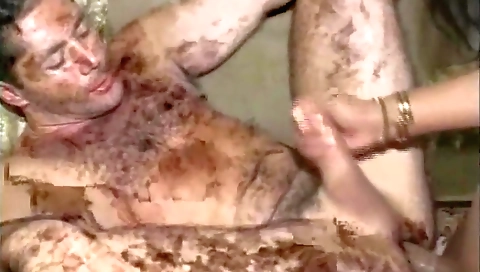 Hot shemale amateur fucked in pussy during a romantic video